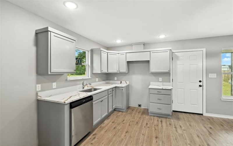 508 Woodlawn Street, Sulphur Springs, TX 75482, 3 Habitaciones Habitaciones , ,2 BañosBaños,Residential,En Venta,508 Woodlawn Street,21002022
