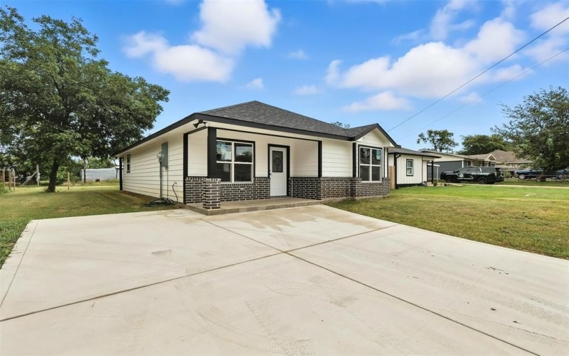 508 Woodlawn Street, Sulphur Springs, TX 75482, 3 Habitaciones Habitaciones , ,2 BañosBaños,Residential,En Venta,508 Woodlawn Street,21002022