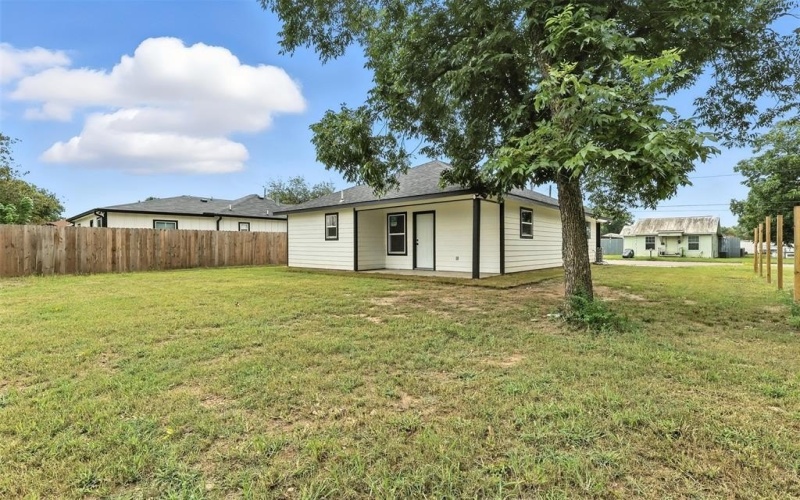 508 Woodlawn Street, Sulphur Springs, TX 75482, 3 Habitaciones Habitaciones , ,2 BañosBaños,Residential,En Venta,508 Woodlawn Street,21002022