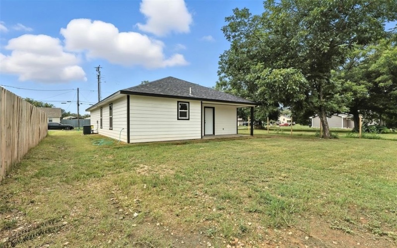 508 Woodlawn Street, Sulphur Springs, TX 75482, 3 Habitaciones Habitaciones , ,2 BañosBaños,Residential,En Venta,508 Woodlawn Street,21002022