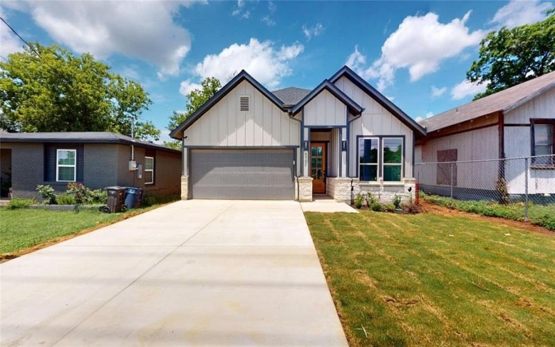4755 Ramey Avenue, Fort Worth, TX 76105, 4 Bedrooms Bedrooms, ,2 BathroomsBathrooms,Residential,For Sale,4755 Ramey Avenue,21002121