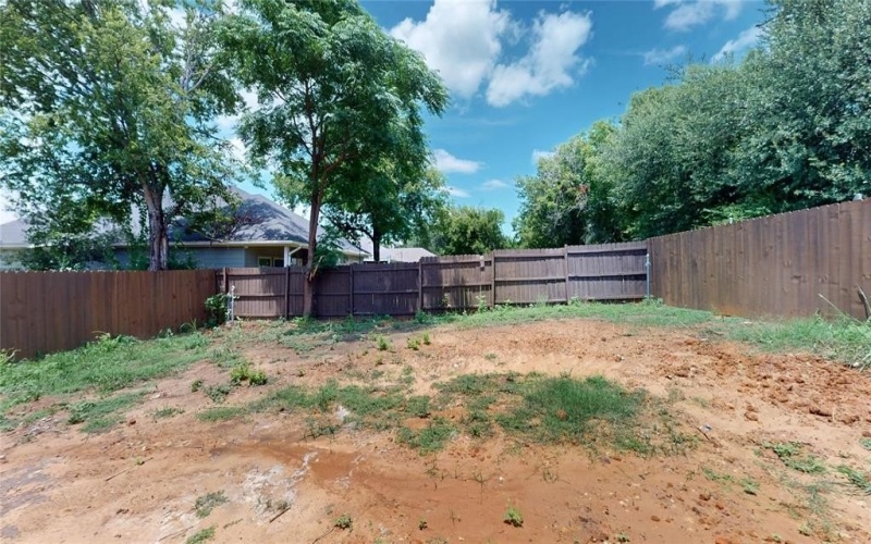 4755 Ramey Avenue, Fort Worth, TX 76105, 4 Bedrooms Bedrooms, ,2 BathroomsBathrooms,Residential,For Sale,4755 Ramey Avenue,21002121