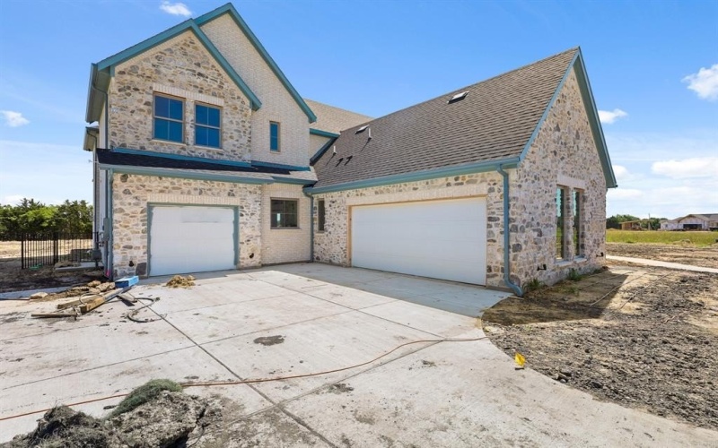 324 Chapel View Court, Heath, TX 75032, 5 Bedrooms Bedrooms, ,5 BathroomsBathrooms,Residential,For Sale,324 Chapel View Court,21002138