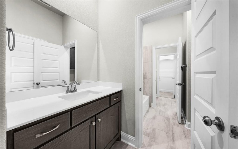 339 Success, McLendon Chisholm, TX 75032, 5 Habitaciones Habitaciones , ,5 BañosBaños,Residential,En Venta,339 Success,0,21002147