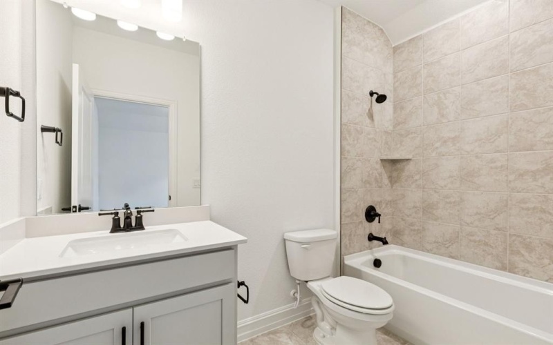 304 Brookhurst Road, Little Elm, TX 75068, 4 Bedrooms Bedrooms, ,2 BathroomsBathrooms,Residential,For Sale,304 Brookhurst Road,0,21002184