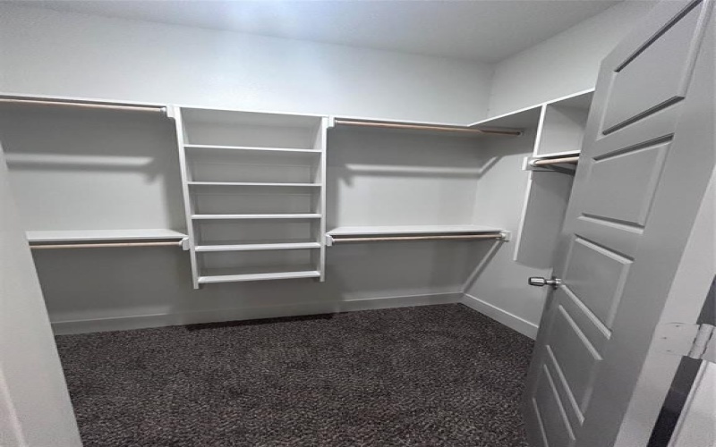 2110 Ridgewood Drive, Bridgeport, TX 76426, 3 Bedrooms Bedrooms, ,2 BathroomsBathrooms,Residential,For Sale,2110 Ridgewood Drive,21002185