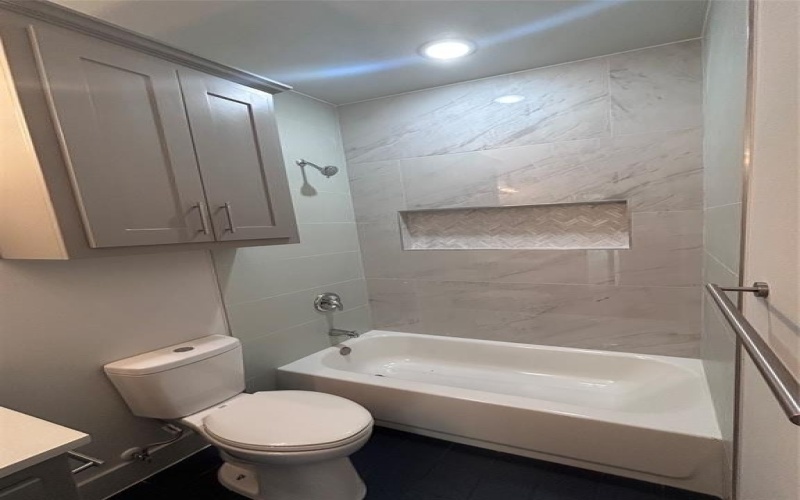 2110 Ridgewood Drive, Bridgeport, TX 76426, 3 Bedrooms Bedrooms, ,2 BathroomsBathrooms,Residential,For Sale,2110 Ridgewood Drive,21002185