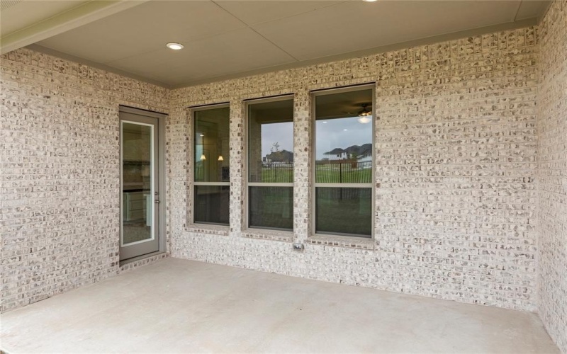2430 Miranda Lane, Rockwall, TX 75087, 4 Bedrooms Bedrooms, ,5 BathroomsBathrooms,Residential,For Sale,2430 Miranda Lane,21002196