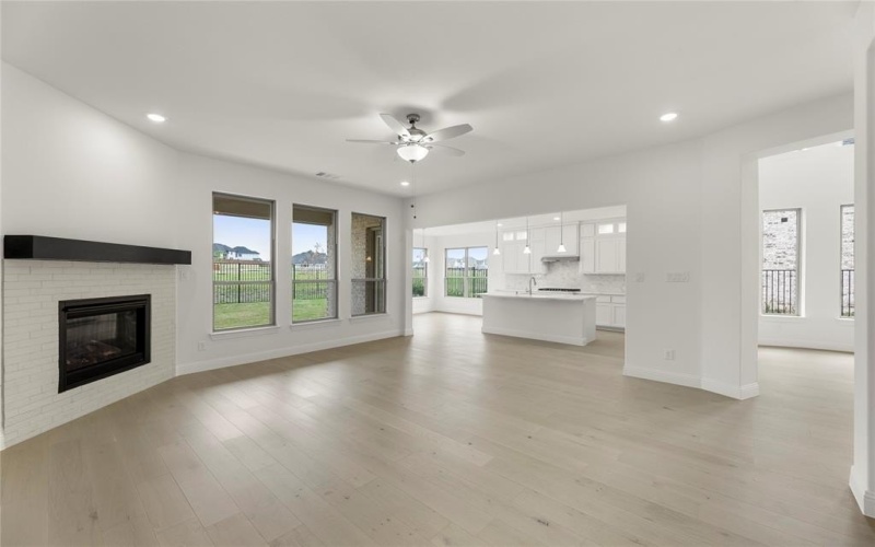 2430 Miranda Lane, Rockwall, TX 75087, 4 Bedrooms Bedrooms, ,5 BathroomsBathrooms,Residential,For Sale,2430 Miranda Lane,21002196