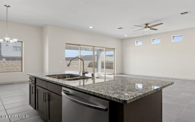 51073 Purple Mat Avenue, El Paso, TX 79934, 4 Habitaciones Habitaciones , ,1 BañoBaños,Residential,En Venta,51073 Purple Mat Avenue,899501