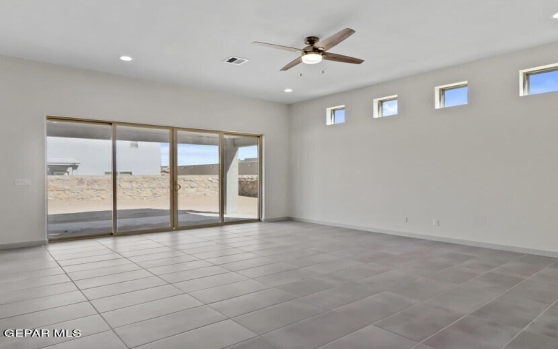 51073 Purple Mat Avenue, El Paso, TX 79934, 4 Habitaciones Habitaciones , ,1 BañoBaños,Residential,En Venta,51073 Purple Mat Avenue,899501