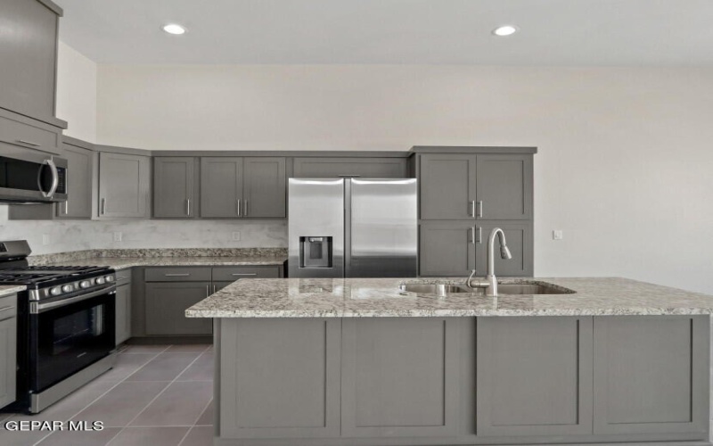 51073 Purple Mat Avenue, El Paso, TX 79934, 4 Habitaciones Habitaciones , ,1 BañoBaños,Residential,En Venta,51073 Purple Mat Avenue,899501