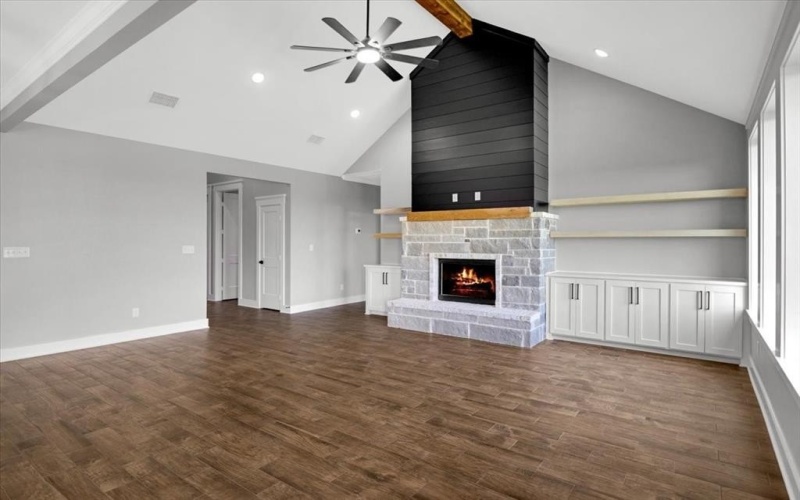 15564 County Road 434, Lindale, TX 75771, 4 Bedrooms Bedrooms, ,2 BathroomsBathrooms,Residential,For Sale,15564 County Road 434,21002240
