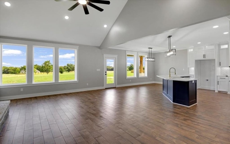 15564 County Road 434, Lindale, TX 75771, 4 Bedrooms Bedrooms, ,2 BathroomsBathrooms,Residential,For Sale,15564 County Road 434,21002240