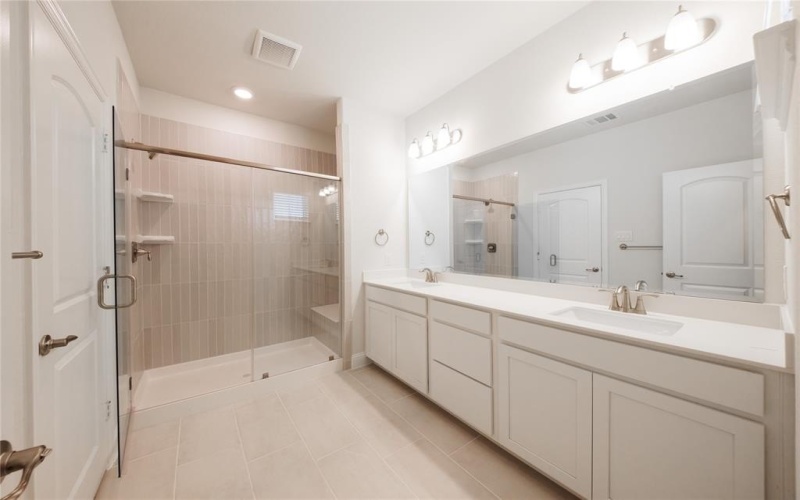 7929 Sunset Boulevard, Rowlett, TX 75088, 3 Habitaciones Habitaciones , ,3 BañosBaños,Residential,En Venta,7929 Sunset Boulevard,21002256