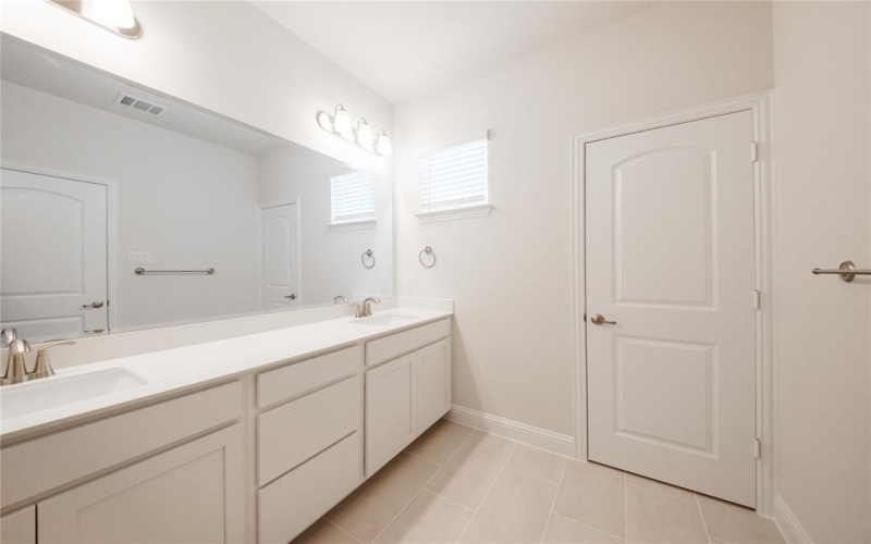 7929 Sunset Boulevard, Rowlett, TX 75088, 3 Habitaciones Habitaciones , ,3 BañosBaños,Residential,En Venta,7929 Sunset Boulevard,21002256