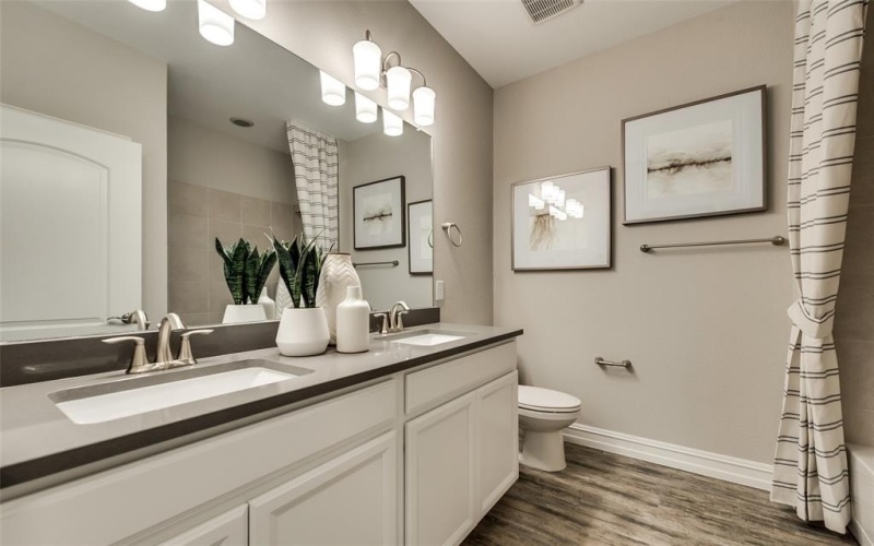 11225 Boyne Avenue, Fort Worth, TX 76052, 3 Bedrooms Bedrooms, ,2 BathroomsBathrooms,Residential,For Sale,11225 Boyne Avenue,21002258