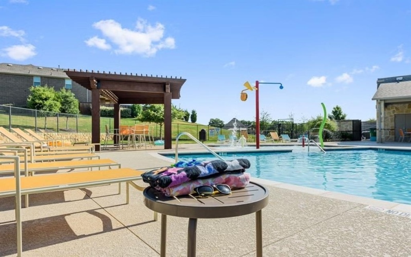 1015 Sedona Trail, Justin, TX 76247, 3 Habitaciones Habitaciones , ,2 BañosBaños,Residential,En Venta,1015 Sedona Trail,21002292