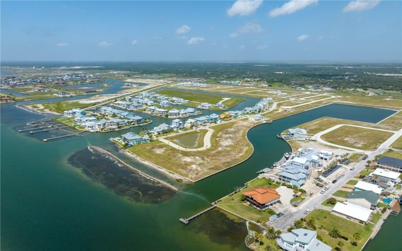 1009 St Croix Drive, Rockport, TX 78382, 4 Habitaciones Habitaciones , ,2 BañosBaños,Residential,En Venta,1009 St Croix Drive,462125
