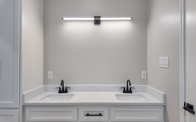 217 Sunset Loop, Eagle Pass, TX 78852, 3 Habitaciones Habitaciones , ,2 BañosBaños,Residential,En Venta,217 Sunset Loop,81450