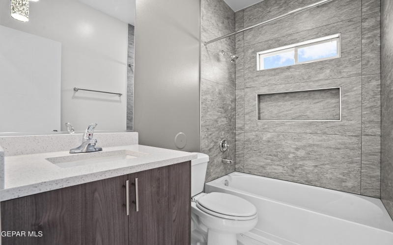 15392 IMAGINE Drive, El Paso, TX 79938, 4 Habitaciones Habitaciones , ,1 BañoBaños,Residential,En Venta,15392 IMAGINE Drive,926596