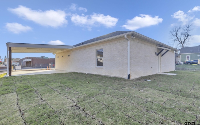 602 N Bois D Arc, Tyler, TX 75702, 3 Habitaciones Habitaciones , ,2 BañosBaños,Residential,En Venta,602 N Bois D Arc,25010869