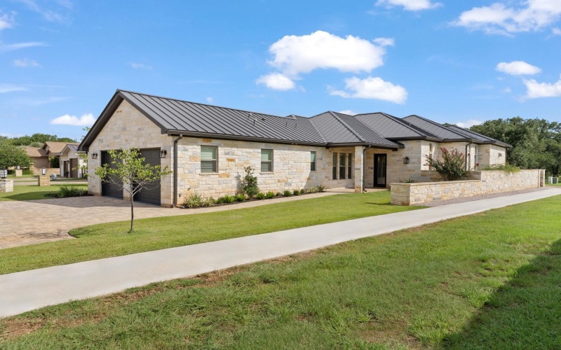 106 Lampasas Court, Horseshoe Bay, TX 78657, 3 Habitaciones Habitaciones , ,3 BañosBaños,Residential,En Venta,106 Lampasas Court,174280