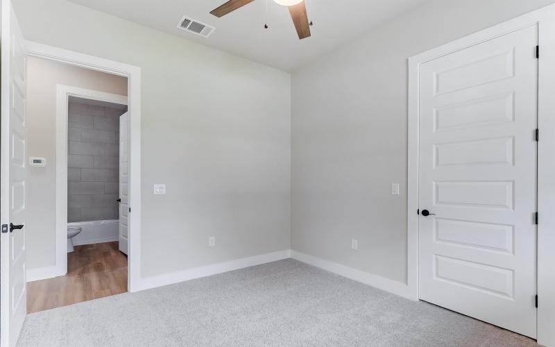 1259 Pecan Valley Drive, Marble Falls, TX 78654, 3 Habitaciones Habitaciones , ,2 BañosBaños,Residential,En Venta,1259 Pecan Valley Drive,174311