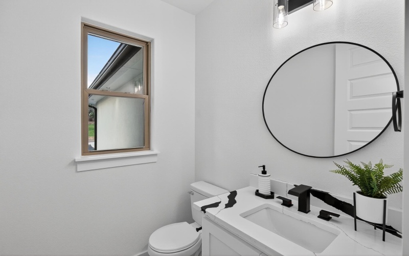 137 W Granitecastle Drive, Granite Shoals, TX 78654-0000, 3 Habitaciones Habitaciones , ,2 BañosBaños,Residential,En Venta,137 W Granitecastle Drive,0,174314