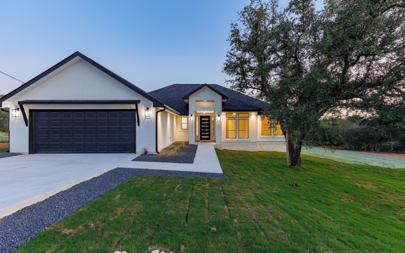 137 W Granitecastle Drive, Granite Shoals, TX 78654-0000, 3 Habitaciones Habitaciones , ,2 BañosBaños,Residential,En Venta,137 W Granitecastle Drive,0,174314