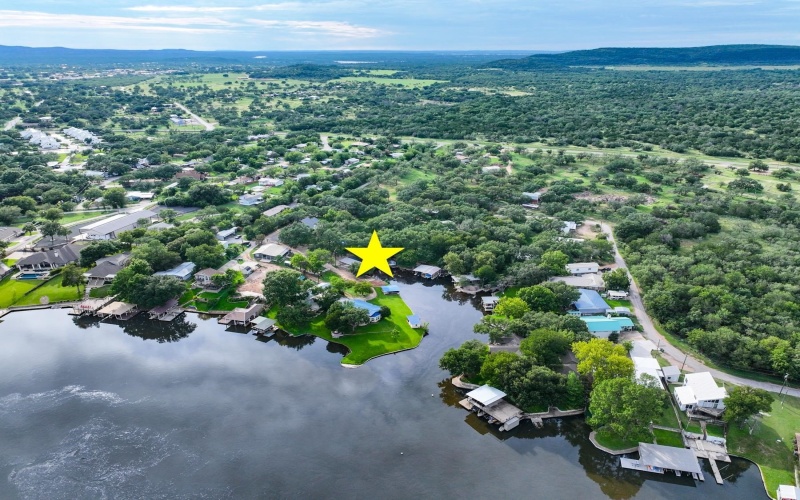 2001 Granite Cove, Kingsland, TX 78639, 5 Bedrooms Bedrooms, ,3 BathroomsBathrooms,Residential,For Sale,2001 Granite Cove,174315
