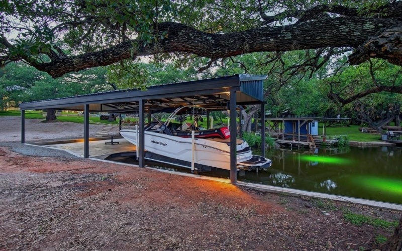 2001 Granite Cove, Kingsland, TX 78639, 5 Bedrooms Bedrooms, ,3 BathroomsBathrooms,Residential,For Sale,2001 Granite Cove,174315