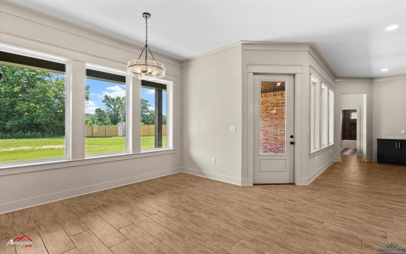 190 Brooks Dr, Gladewater, TX 75647, 5 Habitaciones Habitaciones , ,3 BañosBaños,Residential,En Venta,190 Brooks Dr,20254971