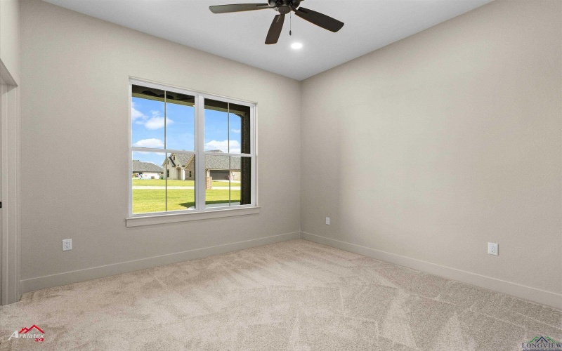 190 Brooks Dr, Gladewater, TX 75647, 5 Habitaciones Habitaciones , ,3 BañosBaños,Residential,En Venta,190 Brooks Dr,20254971