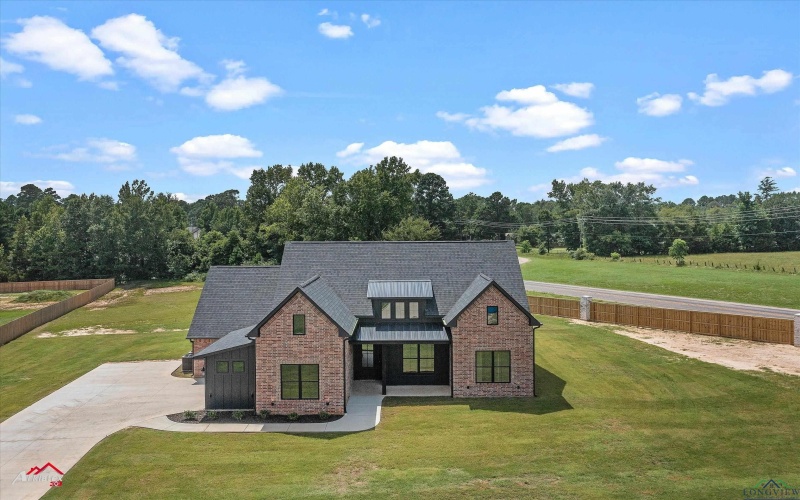 190 Brooks Dr, Gladewater, TX 75647, 5 Habitaciones Habitaciones , ,3 BañosBaños,Residential,En Venta,190 Brooks Dr,20254971