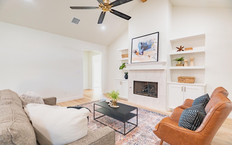 1409 Quincy Avenue, Lubbock, TX 79416, 3 Habitaciones Habitaciones , ,2 BañosBaños,Residential,En Venta,1409 Quincy Avenue,202557926