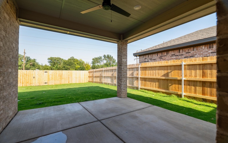1409 Quincy Avenue, Lubbock, TX 79416, 3 Habitaciones Habitaciones , ,2 BañosBaños,Residential,En Venta,1409 Quincy Avenue,202557926