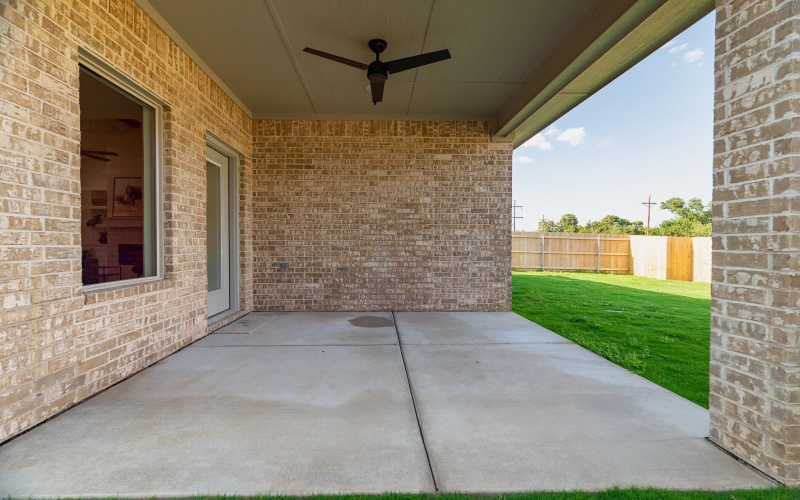 1409 Quincy Avenue, Lubbock, TX 79416, 3 Habitaciones Habitaciones , ,2 BañosBaños,Residential,En Venta,1409 Quincy Avenue,202557926