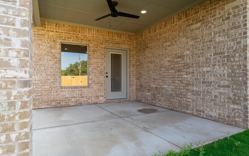 1409 Quincy Avenue, Lubbock, TX 79416, 3 Habitaciones Habitaciones , ,2 BañosBaños,Residential,En Venta,1409 Quincy Avenue,202557926