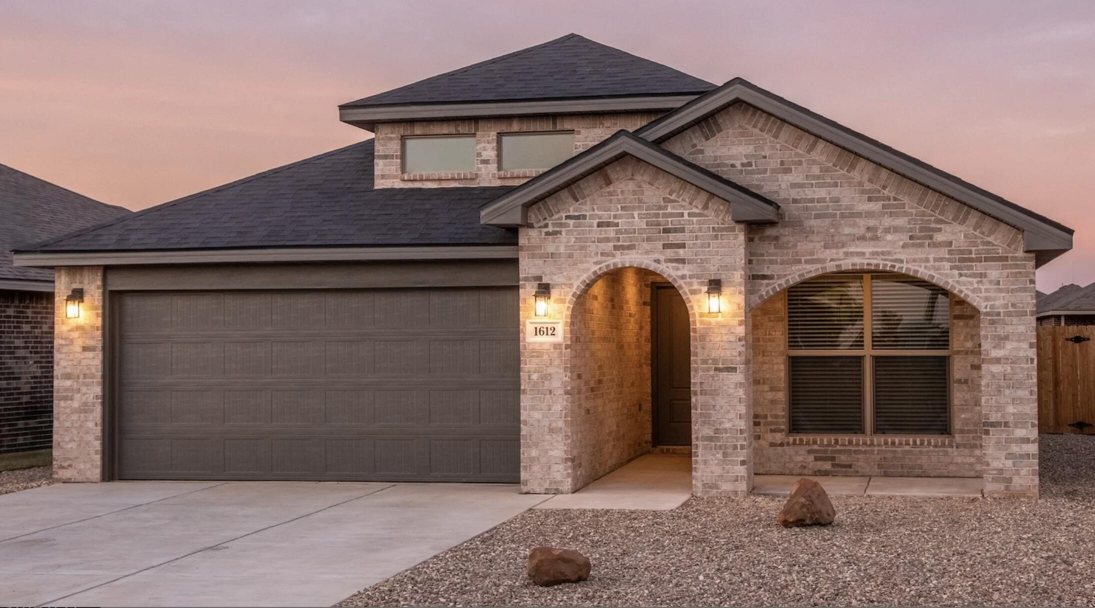 7004 14th Street, Lubbock, TX 79416, 4 Habitaciones Habitaciones , ,2 BañosBaños,Residential,En Venta,7004 14th Street,202557934