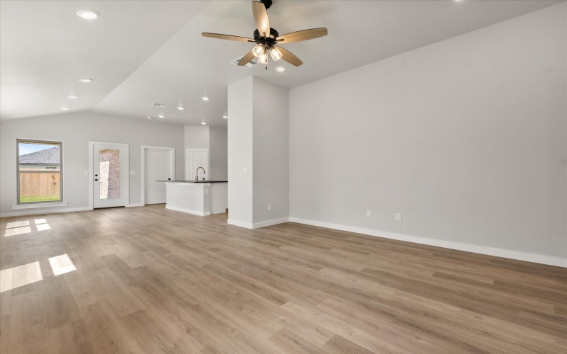 7004 14th Street, Lubbock, TX 79416, 4 Bedrooms Bedrooms, ,2 BathroomsBathrooms,Residential,For Sale,7004 14th Street,0,202557934