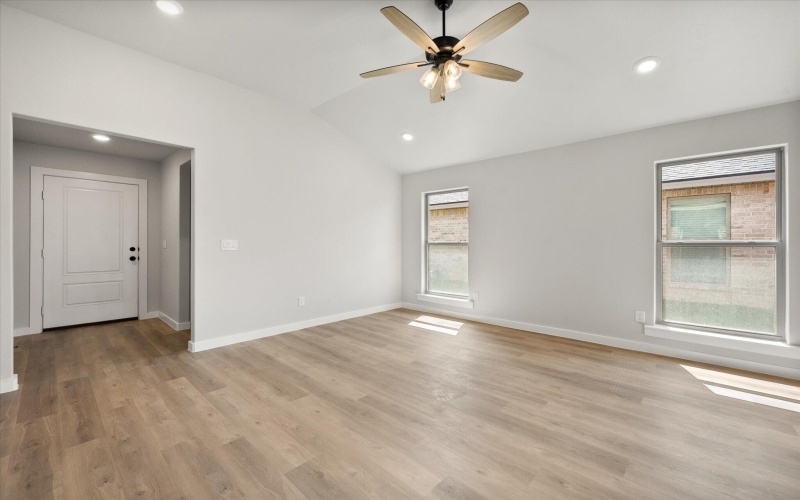 7004 14th Street, Lubbock, TX 79416, 4 Bedrooms Bedrooms, ,2 BathroomsBathrooms,Residential,For Sale,7004 14th Street,0,202557934