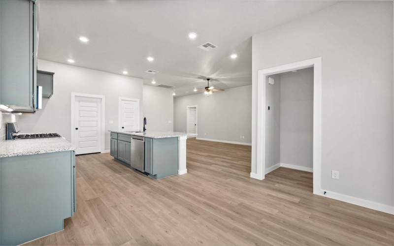 6009 Wausau Avenue, Lubbock, TX 79407, 3 Habitaciones Habitaciones , ,2 BañosBaños,Residential,En Venta,6009 Wausau Avenue,0,202557935