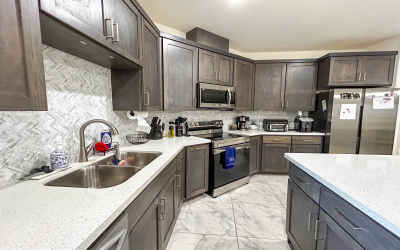 1421 Eagles LN, Laredo, TX 78045, 3 Habitaciones Habitaciones , ,2 BañosBaños,Residential,En Venta,1421 Eagles LN,20253112