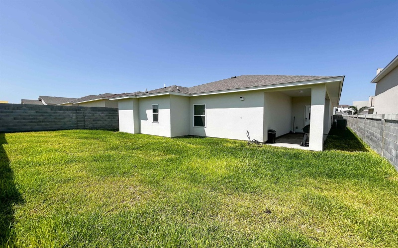 1421 Eagles LN, Laredo, TX 78045, 3 Habitaciones Habitaciones , ,2 BañosBaños,Residential,En Venta,1421 Eagles LN,20253112