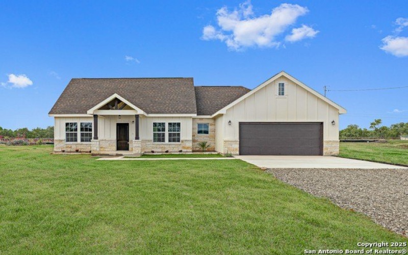 13016 Pueblo Nuevo, Atascosa, TX 78002, 3 Bedrooms Bedrooms, ,2 BathroomsBathrooms,Residential,For Sale,13016 Pueblo Nuevo,0,1870900