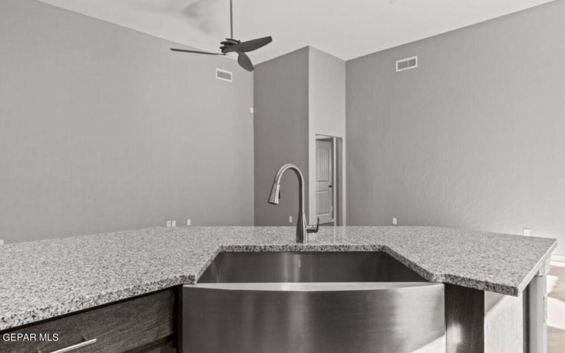 12113 Nesreen Drive, El Paso, TX 79934, 4 Bedrooms Bedrooms, ,2 BathroomsBathrooms,Residential,For Sale,12113 Nesreen Drive,899994