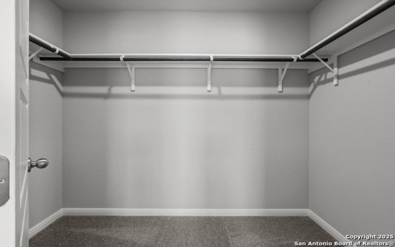 285 W Quill Dr Building 6, San Antonio, TX 78228, 5 Bedrooms Bedrooms, ,3 BathroomsBathrooms,Residential,For Sale,285 W Quill Dr Building 6,0,1884855