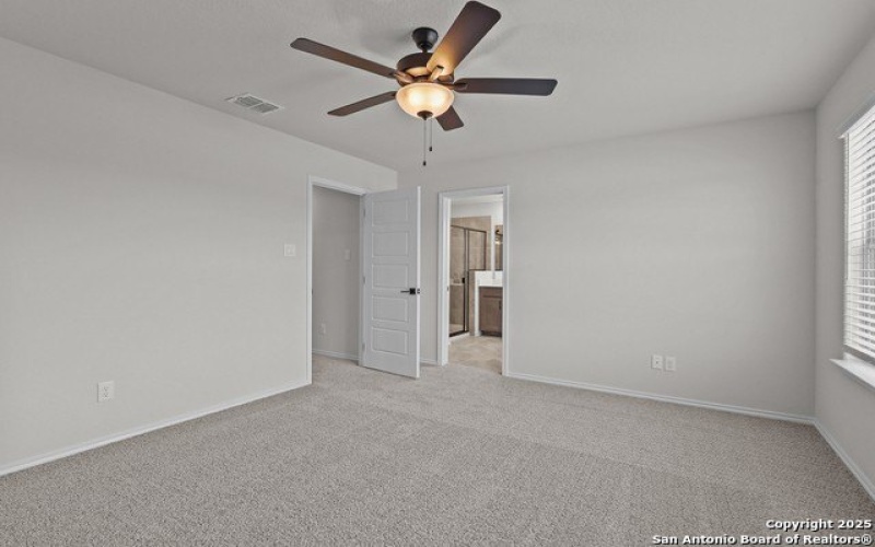 285 W Quill Dr Building 4, San Antonio, TX 78228, 3 Habitaciones Habitaciones , ,2 BañosBaños,Residential,En Venta,285 W Quill Dr Building 4,0,1884863