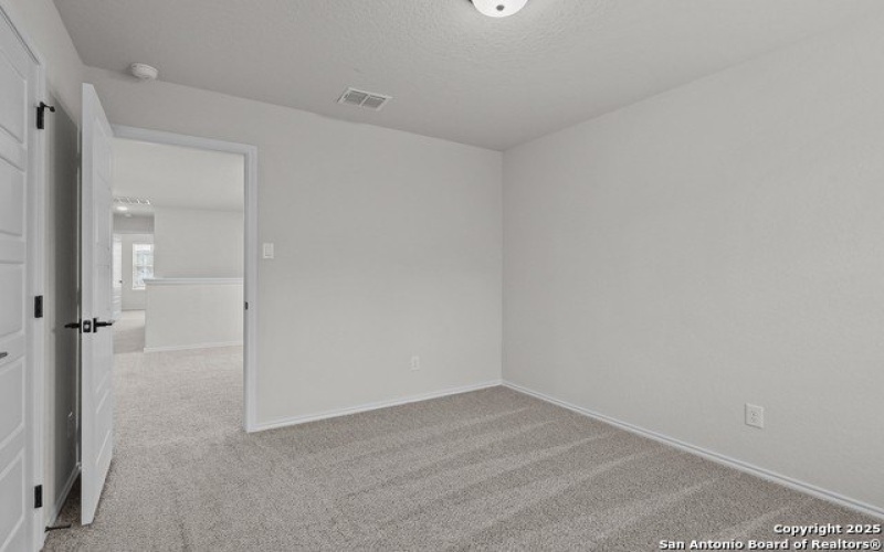 285 W Quill Dr Building 4, San Antonio, TX 78228, 3 Habitaciones Habitaciones , ,2 BañosBaños,Residential,En Venta,285 W Quill Dr Building 4,0,1884863